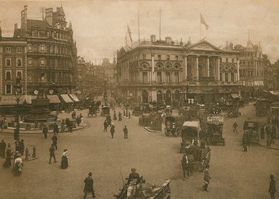 Piccadilly Circus, London von English Photographer